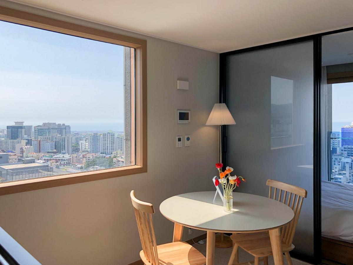 Urbanstay Jeju Airport Екстериор снимка