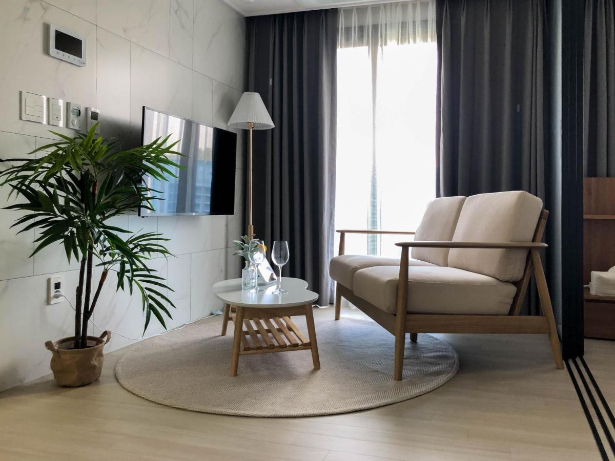 Urbanstay Jeju Airport Екстериор снимка