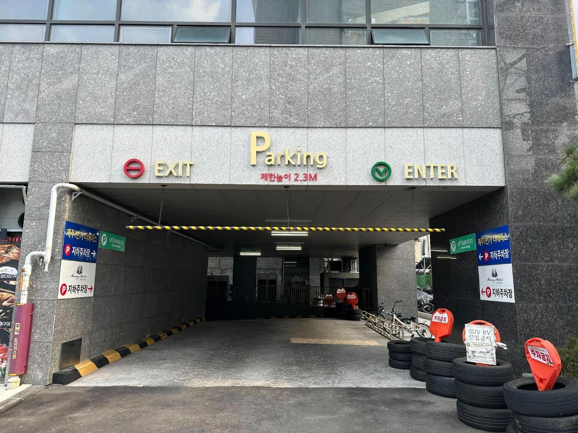 Urbanstay Jeju Airport Екстериор снимка